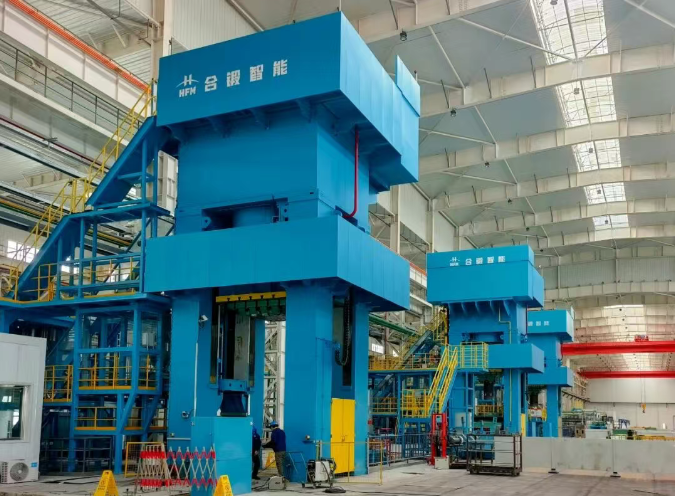 “鈦給力” | 合鍛智能3臺套萬噸海綿鈦電極擠壓液壓機生產線交付投產